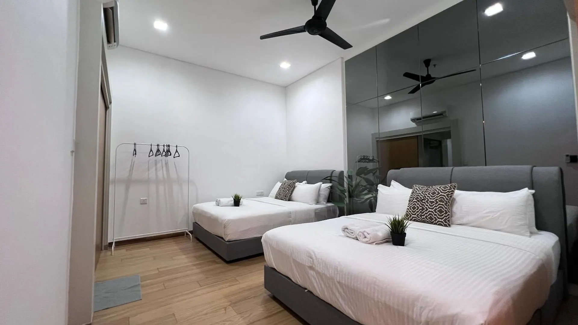 Plaza Arkadia Desa Parkcity By Klhomesweet Kuala Lumpur
